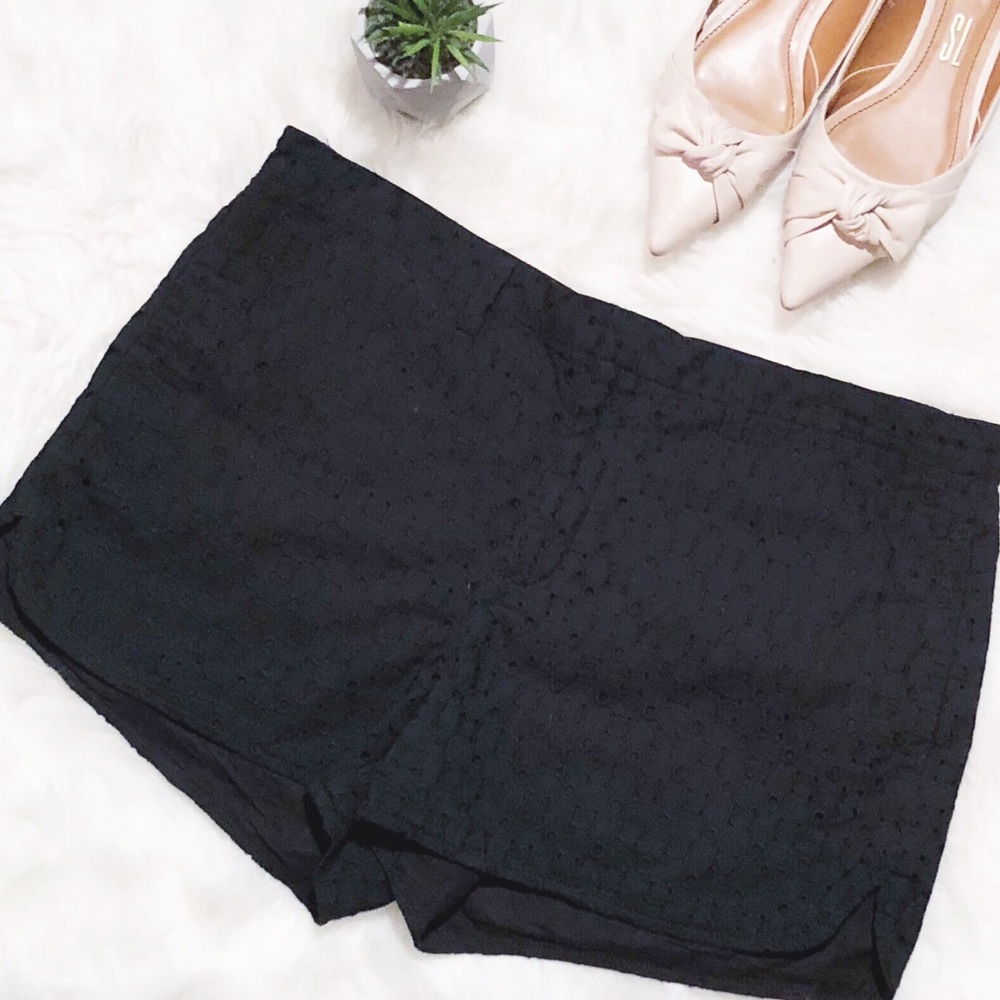 Madewell embroidery dark navy blue shorts size 12